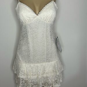 Elegant White Lace Chemise